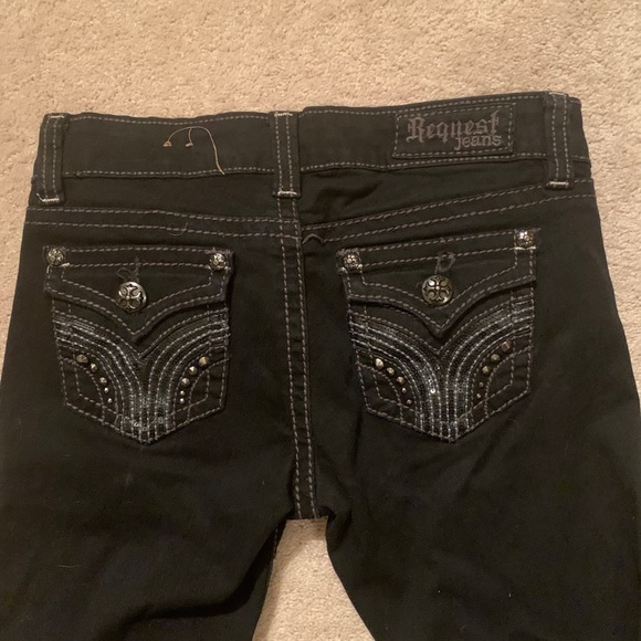 Request Jeans - Picture 5 of 5